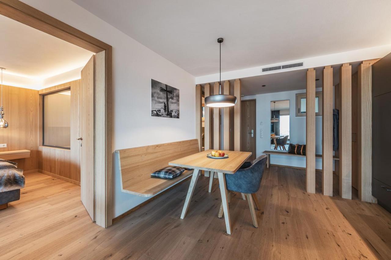 Dornsberg Panoramic Apartments Schenna Dış mekan fotoğraf