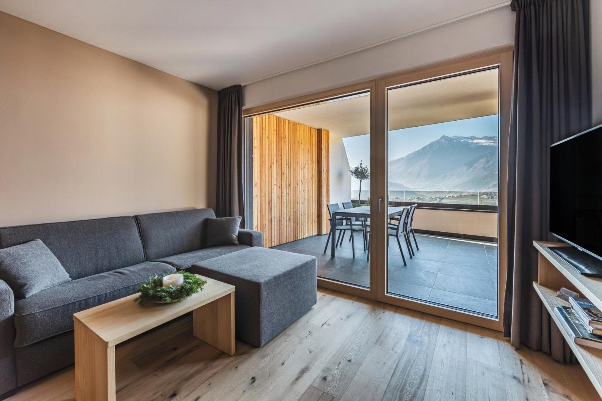 Dornsberg Panoramic Apartments Schenna Dış mekan fotoğraf